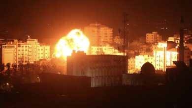 The Israeli army intensifies its attacks and kills more than 400 Palestinians in Gaza