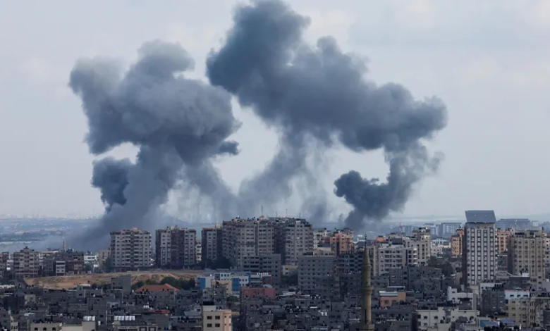 مشاهد من قصف غزة