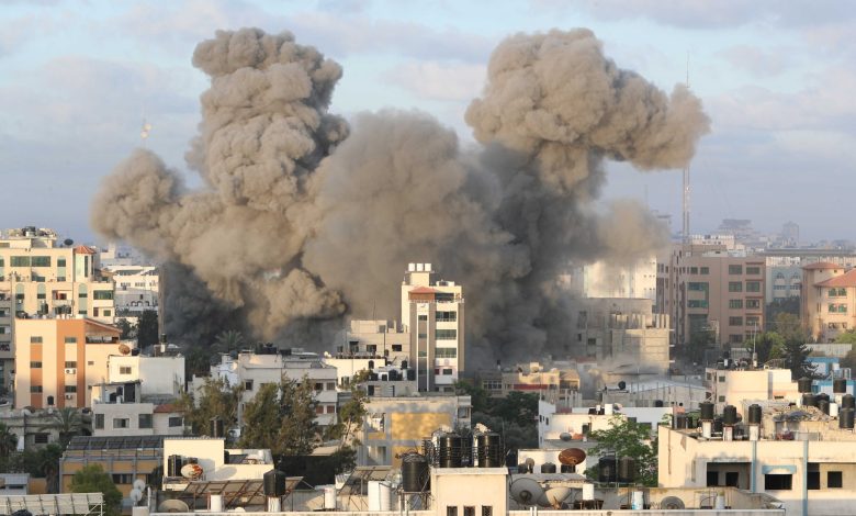 إسرائيل تواصل غاراتها على مختلف المناطق في قطاع غزة وكتائب القسام ترد