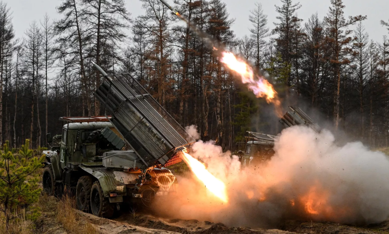 الجيش الروسي يعزز تموضعه على 3 محاور استراتيجية في أوكرانيا