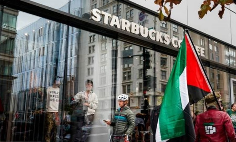 شركة ستاربكس تدفع ثمن موقفها الداعم للاحتلال الإسرائيلي
