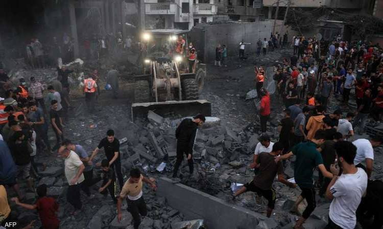 الاحتلال الإسرائيلي يكثّف غاراته الجوية وقصفه المدفعي على قطاع غزة