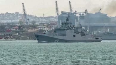 روسيا تعلن تدمير قارب أوكراني قرب جزيرة القرم