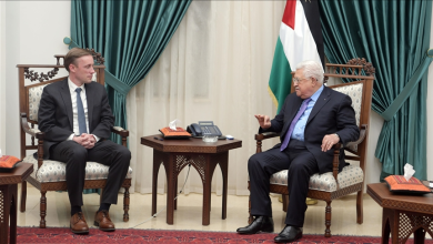 عباس يبحث مع مستشار الأمن القومي الأمريكي التطورات بفلسطين