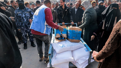 الأونروا توزع مساعدات في غزة في ديسمبر الماضي