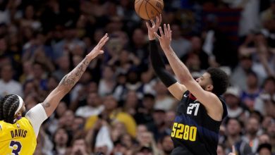 Murray buzzer-beater lifts Nuggets over Lakers