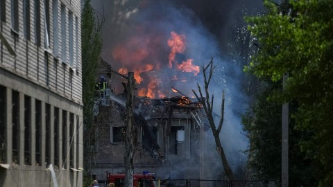 Moscow vows to respond to Ukrainian forces targeting the city of Sevastopol