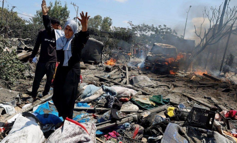 Israel used "tens of tons of bombs" to carry out the Al-Mawasi massacre