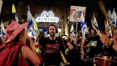 Netanyahu sends an Israeli delegation to negotiate with Hamas