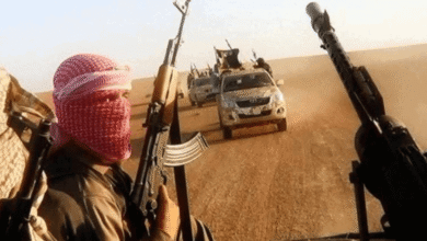 تحت تهديد السلاح... مئات العلويين يتعرضون لعمليات تهجير قسري من دمشق وريفها