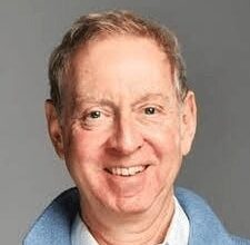 لي هوكشتادر