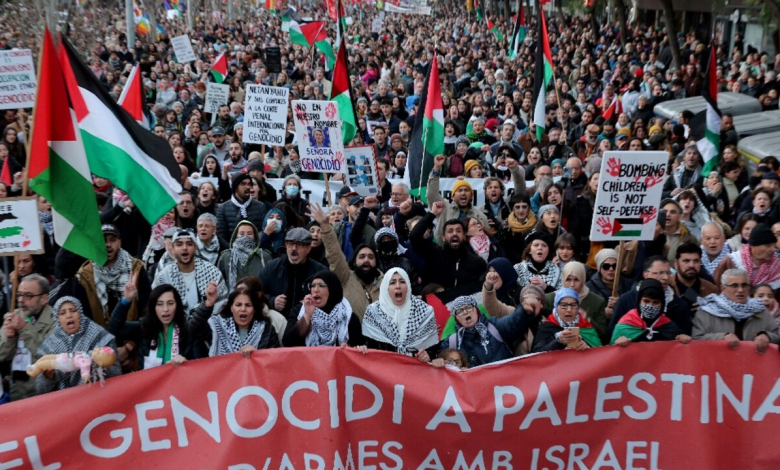 استمرار الاحتجاجات العالمية المنددة بجرائم الإبادة الجماعية ضد الفلسطينيين