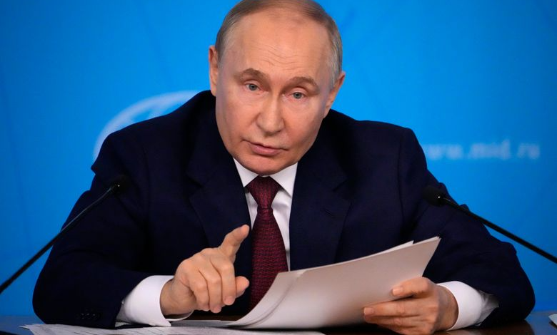 Putin Guarantees Life for Ukrainian Soldiers