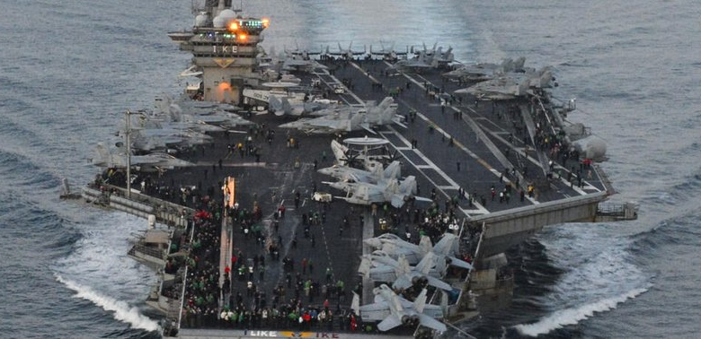 أنصار الله تقصف حاملة الطائرات الأمريكية "USS Harry Truman" في البحر الأحمر