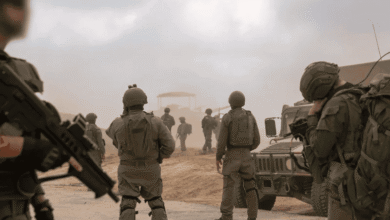 إسرائيل تعيد احتلال محور نتساريم وتواصل جرائم القتل والتجويع في غزة