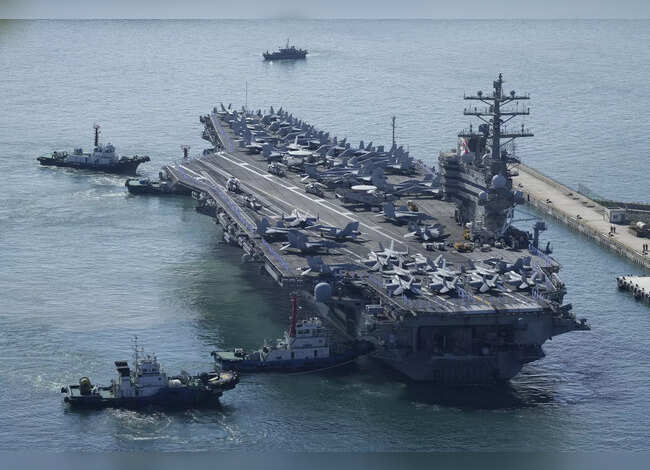 Ansar Allah attacks the US aircraft carrier Truman with cruise and ballistic missiles.