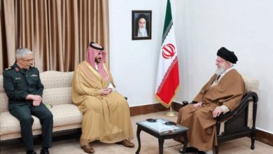 خامنئي يستقبل وزير الدفاع السعودي في طهران