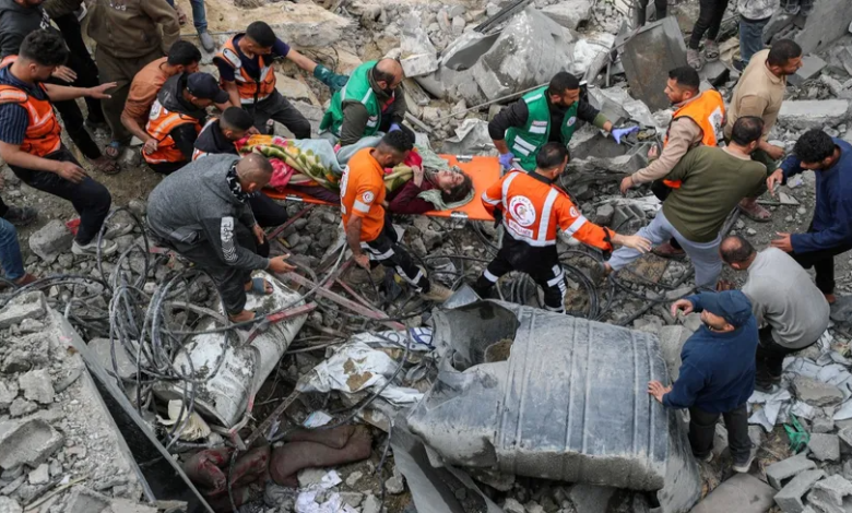 إسرائيل ترتكب مجازر جماعية بحق العائلات الفلسطينية في غزة