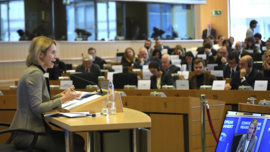 EU will Hold Talks