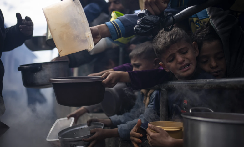 المجاعة تقتل عشرات الفلسطينيين في قطاع غزة