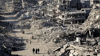 إسرائيل تدمر المباني والأبراج السكنية في غزة