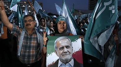 بزشكيان: إسرائيل تسعى لضرب المسلمين واحداً تلو الآخر وفرض إملاءاتها عليهم