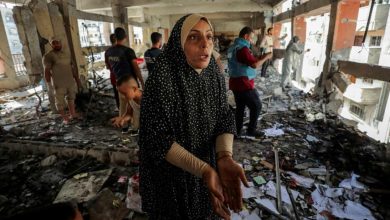 الاحتلال الإسرائيلي يقصف مراكز إيواء النازحين بغزة ويهدم البيوت فوق رؤوس قاطنيها
