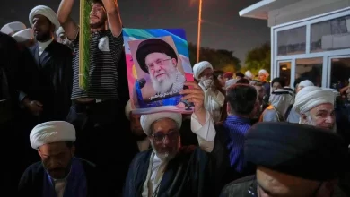 ترامب يتحدث عن "النظام الإيراني" والمرشد يتوعد بمعاقبة إسرائيل على جرائمها