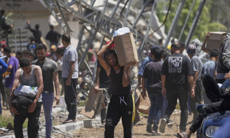 L'armée israélienne tue des palestiniens attendant de l'aide à Rafah
