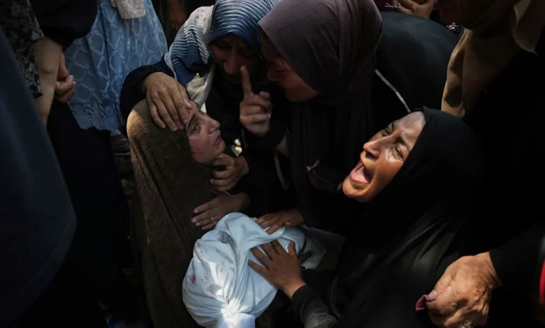 122 Palestinians