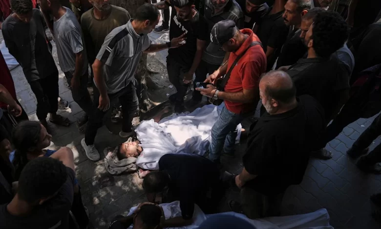 Martyrs in ongoing Israeli attacks amid mass starvation in Gaza