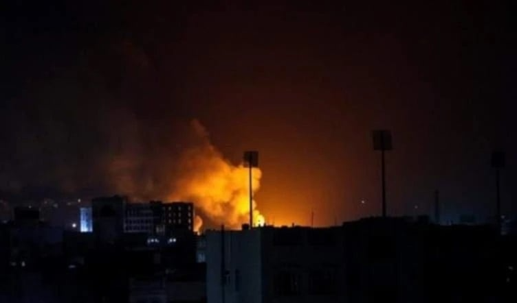 L'armée israélienne lance une série de frappes sur Al Hodeïdah