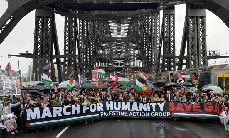 Australia-Massive-demonstration-denounces-genocide-in-Gaza-780x470