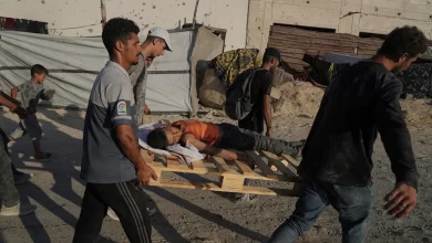 Israeli strikes kill displaced Palestinians across Gaza