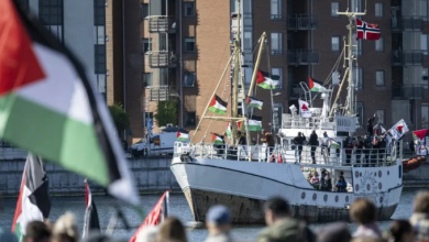 Massive civilian flotilla