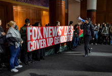 En raison de leur partialité envers Israël… Manifestation devant les sièges des médias américains à Washington