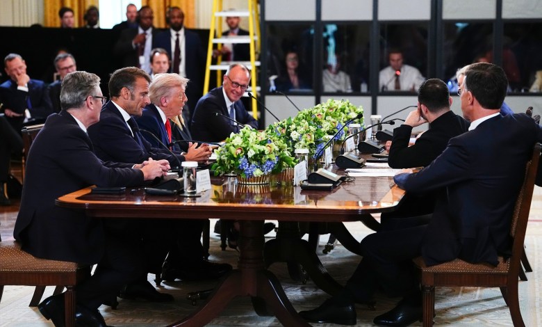 Trump accueille Zelensky et des dirigeants européens pour des discussions sur la fin de la guerre