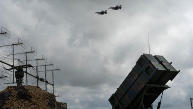 Le Kremlin met en garde l'OTAN contre toute attaque contre les avions russes