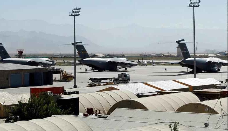 Trump menace les talibans s’ils ne restituent pas la base de Bagram aux États-Unis