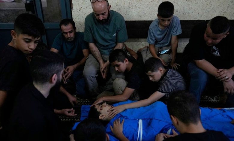 Jenin resists as IOF raid West Bank towns