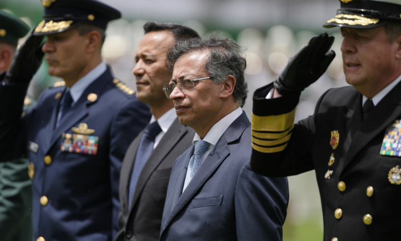 Gustavo Petro : Nous ne sommes jamais à genoux