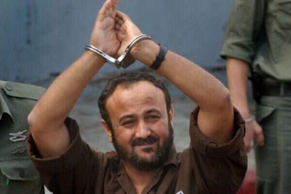 عباس يهرب من كابوس البرغوثي ويصدر مرسوماً بتنصيب الشيخ خليفة له